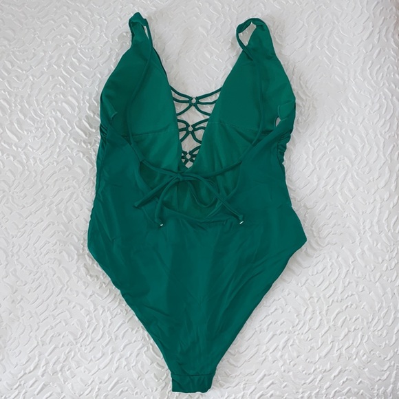 One Piece Bikini - Picture 2 of 4